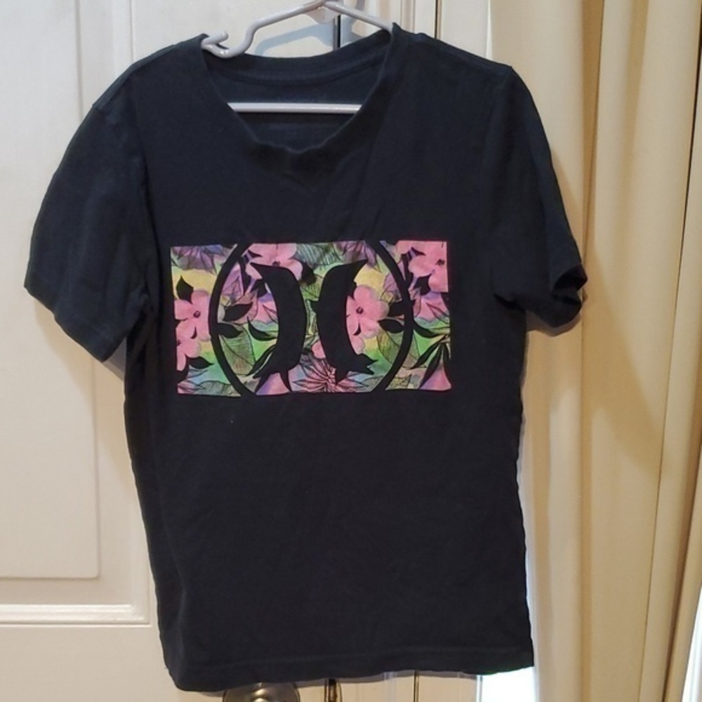 🐻   Hurley T-shirt size S